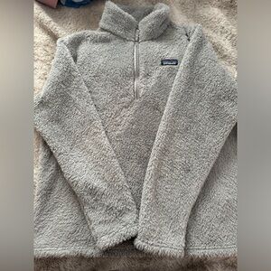 Patagonia women’s Los Gatos 1/4 zip fleece in Salt Gray color, size XXL